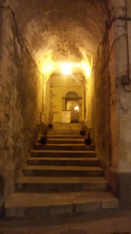 Hôtel L'Arco Di Coffa à Raguse Extérieur photo